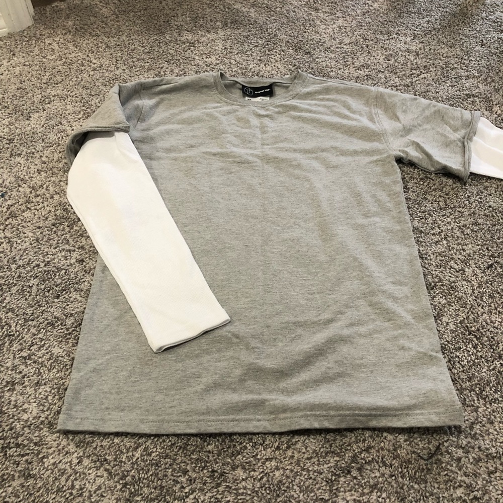 Long sleeve tee with thermal arms